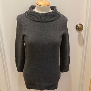 Talbots Comfortable Gray Turtleneck Sweater with Ribbed Detailing Size Small